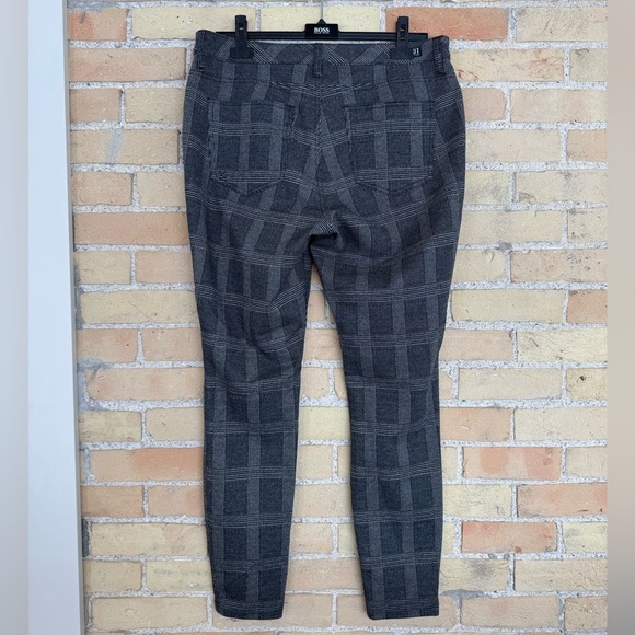 Kut from the Kloth Pant - Picture 3 of 3